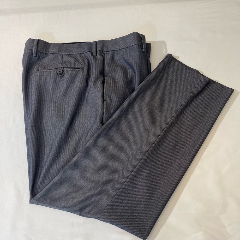 VAN-HEUSEN STUDIO MENS PANTS , size38/30 , good condition , gray , preow…
